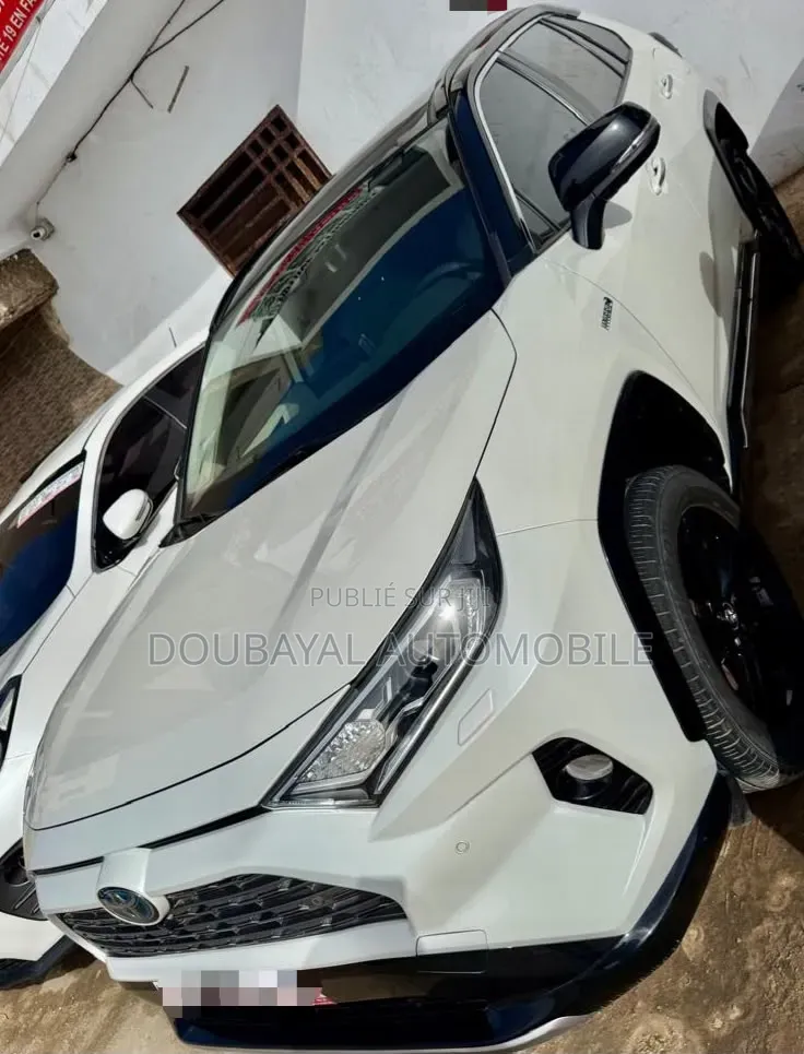 Toyota RAV4 2021 Blanc