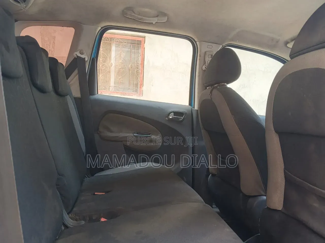 Terrain De 150m2 a Vendre a Sebikotane