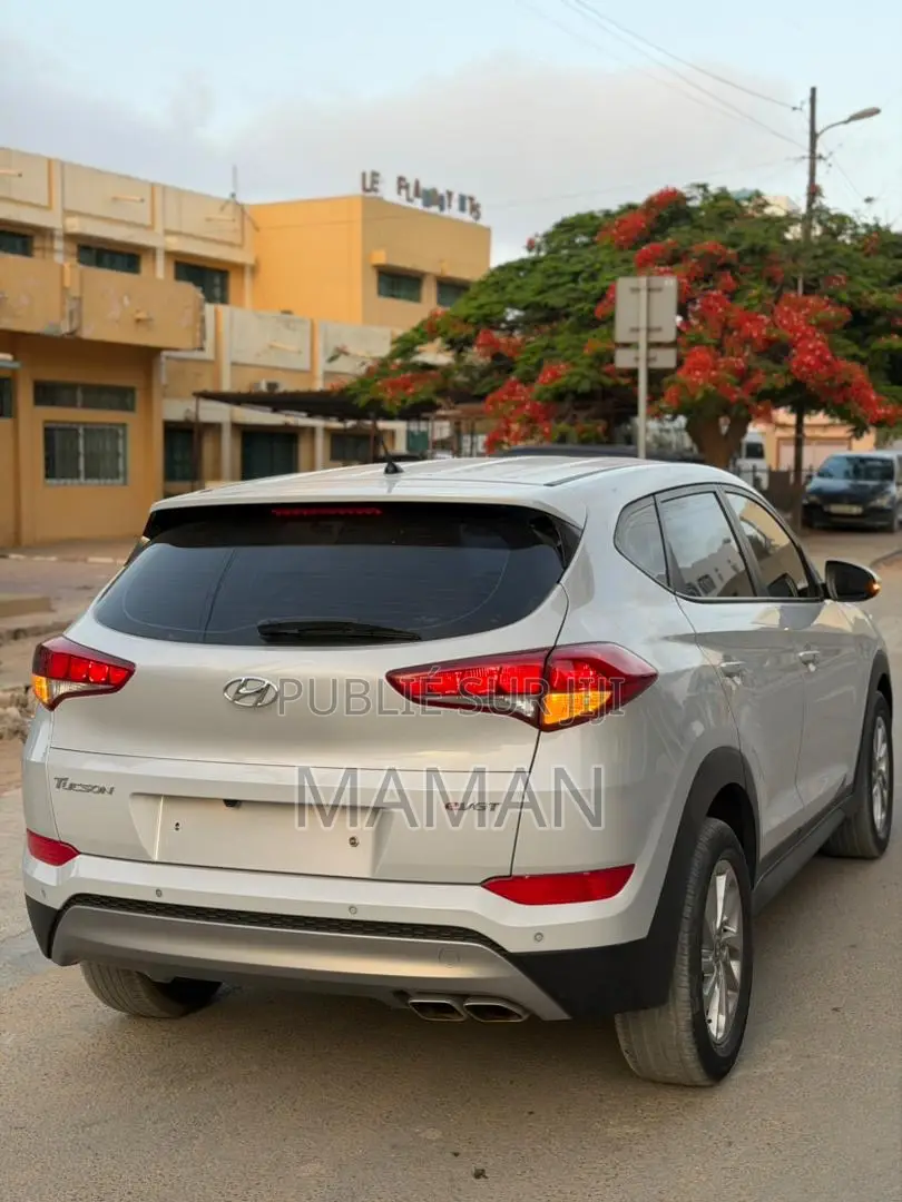 Hyundai Tucson 2017 Gris
