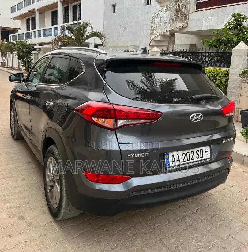 Hyundai Tucson 2017 Gris
