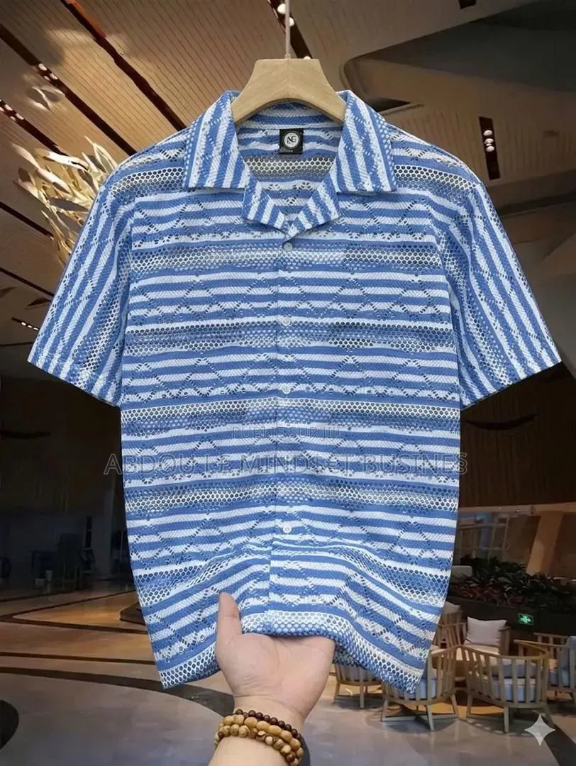 Chemise Perforé Disponible