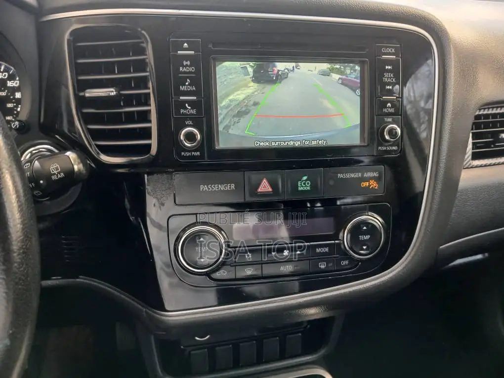 Mitsubishi Outlander 2017 Gris