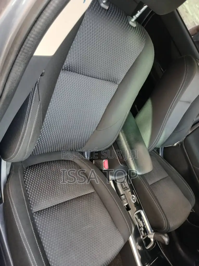 Mitsubishi Outlander 2017 Gris