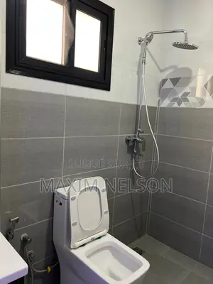 Appartement Meublé 5 Chambres À Louer À Yoff-Virage