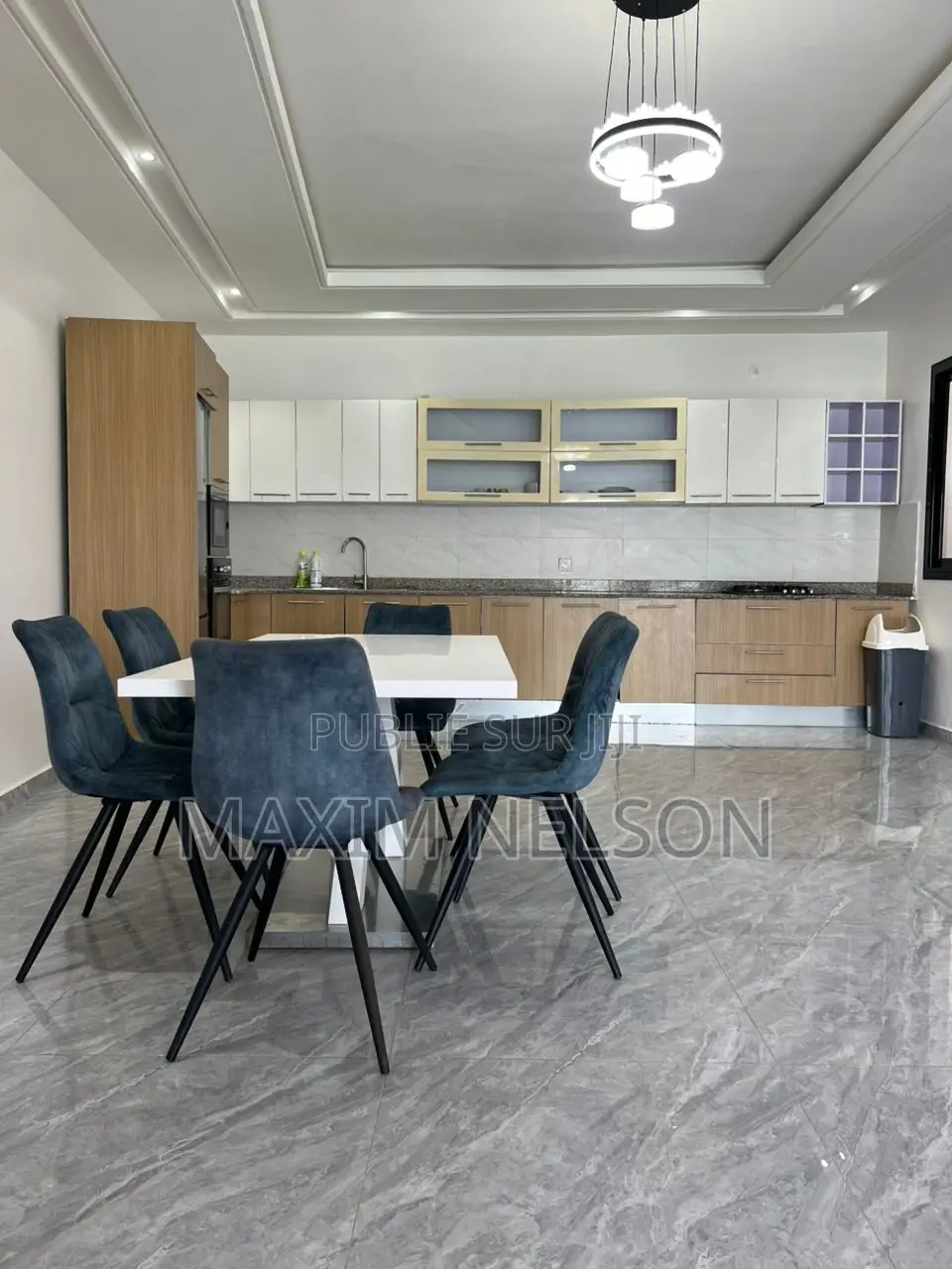 Appartement Meublé 5 Chambres À Louer À Yoff-Virage