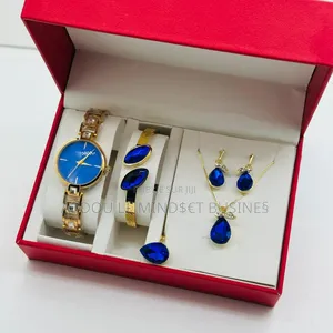 Coffret 4 Pièce Avec Boîte Disponible