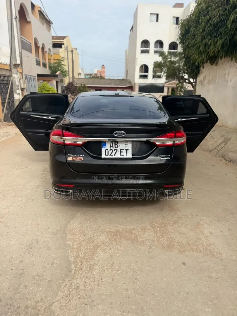 Ford Fusion 2017 Noir Mat