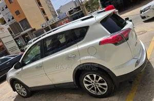 Toyota RAV4 2017 Blanc