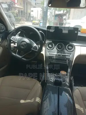 Mercedes-Benz C220 Classic 2015 Noir