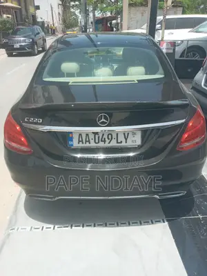 Mercedes-Benz C220 Classic 2015 Noir