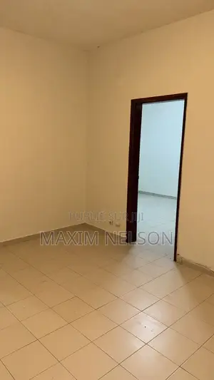 1chbre Studio dans Yoff à Louer
