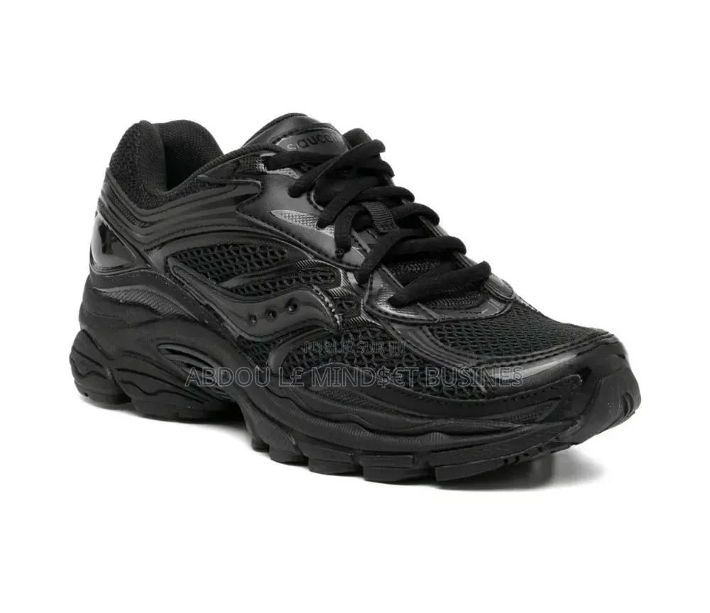 Saucony Full Black Disponible