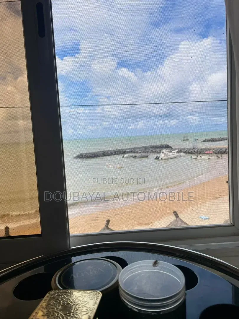 Meublé 3chbre Villa dans Saly, Thiès Sud à Vendre