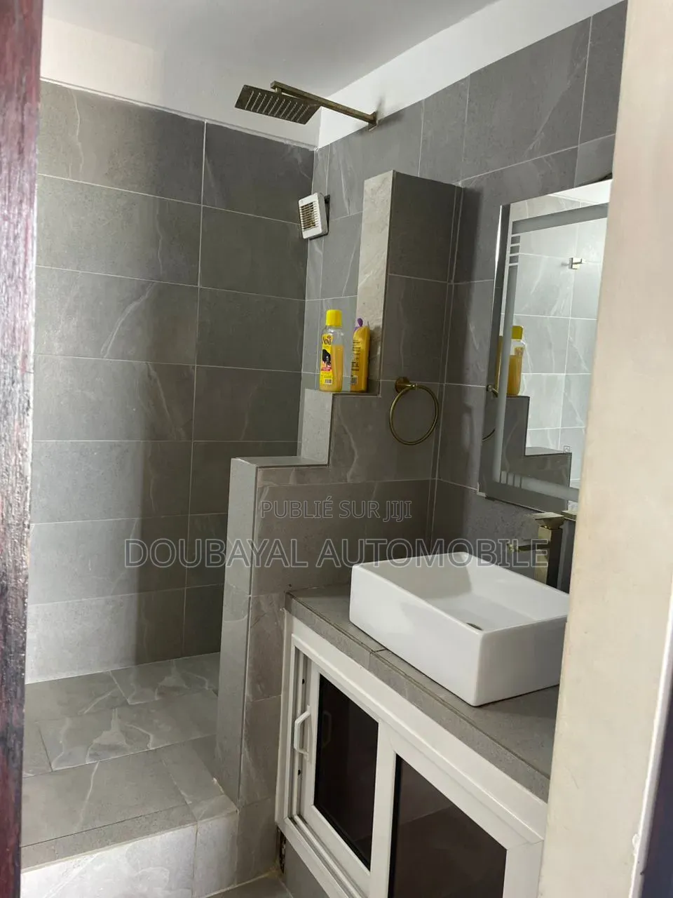 Meublé 3chbre Villa dans Saly, Thiès Sud à Vendre