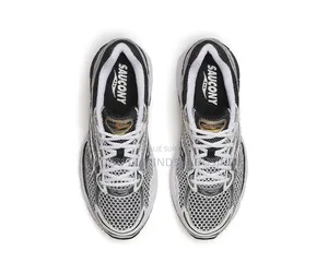 Saucony Beige-Noir Disponible