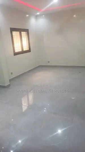2chbre Villa dans Yoff à Louer