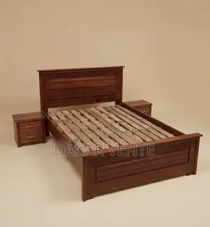 Lit 2 Places + 2 Commodes en Bois Massif