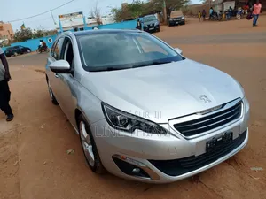 Peugeot 308 2017 Gris