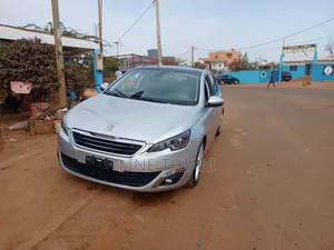 Peugeot 308 2017 Gris