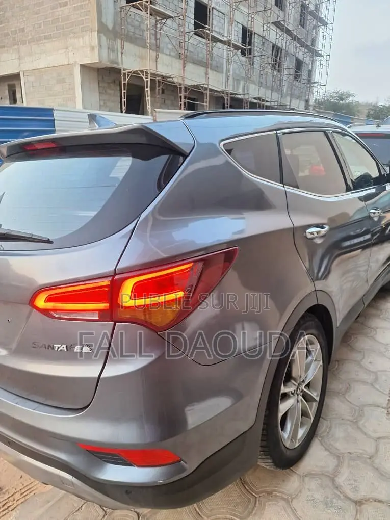 Hyundai Santa Fe 2016 Gris