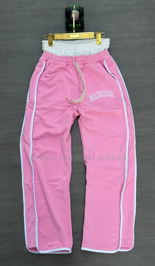 Bas Large Balenciaga Disponible