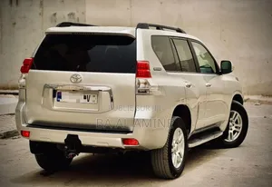 Toyota Land Cruiser Prado 2012 Blanc