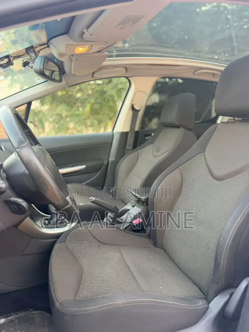 Peugeot 308 2013 Blanc