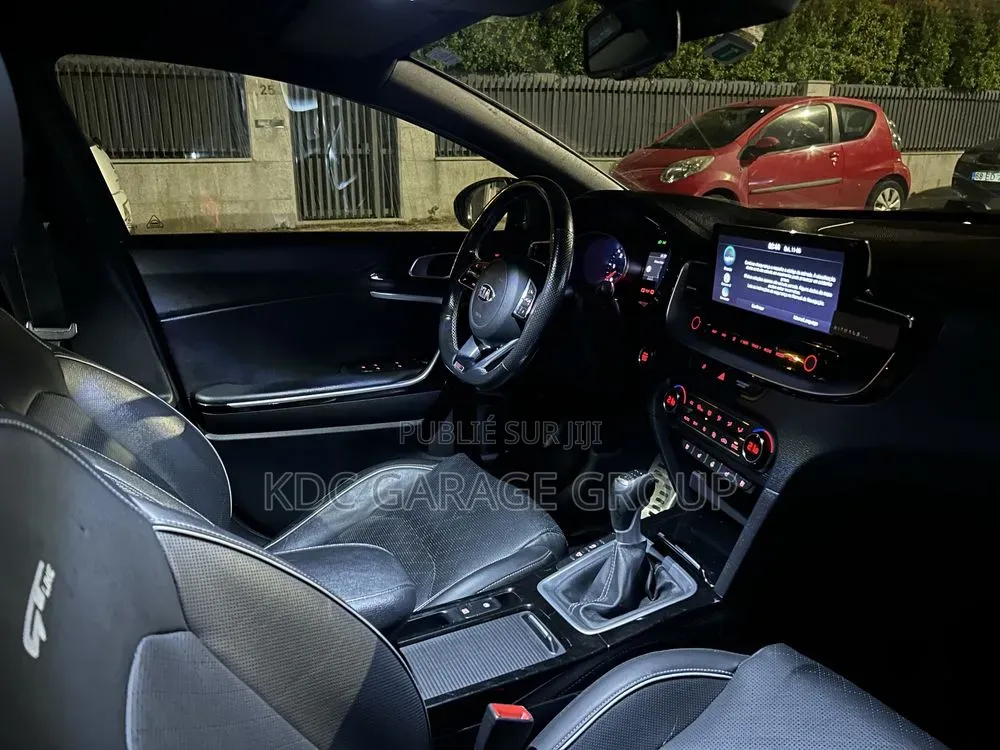 Kia Ceed 2019 Gris