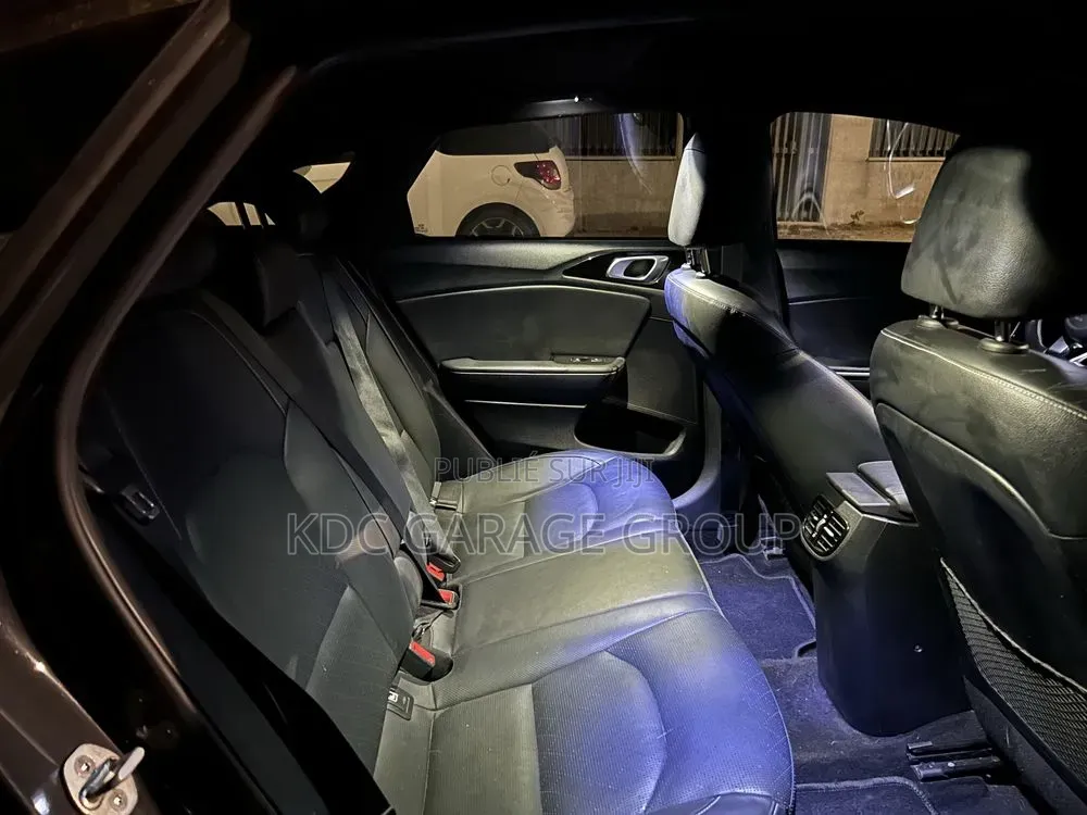 Kia Ceed 2019 Gris