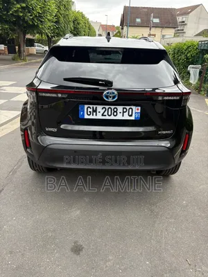 Toyota Yaris 2023 Noir