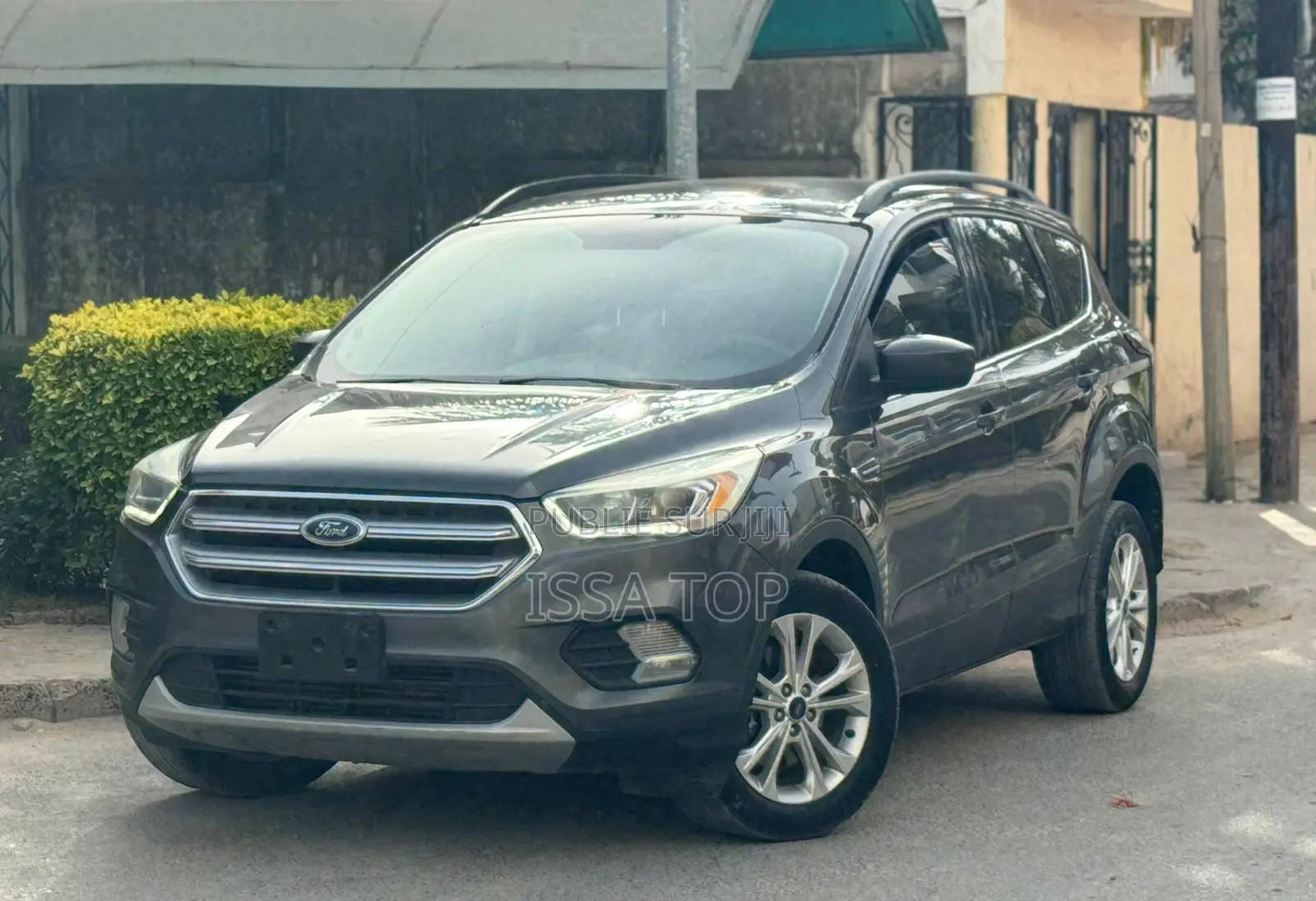 Ford Escape 2017 Gris