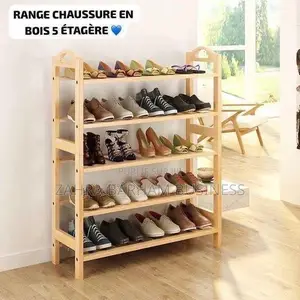Range Chaussures en Bois