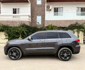 Jeep Grand Cherokee 2015 Gris