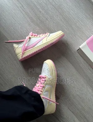 Air Jordan Travis Scott