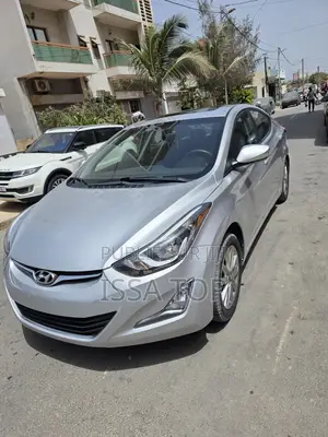 Hyundai Elantra 2016 Gris
