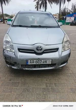 Toyota Verso 2009 Gris