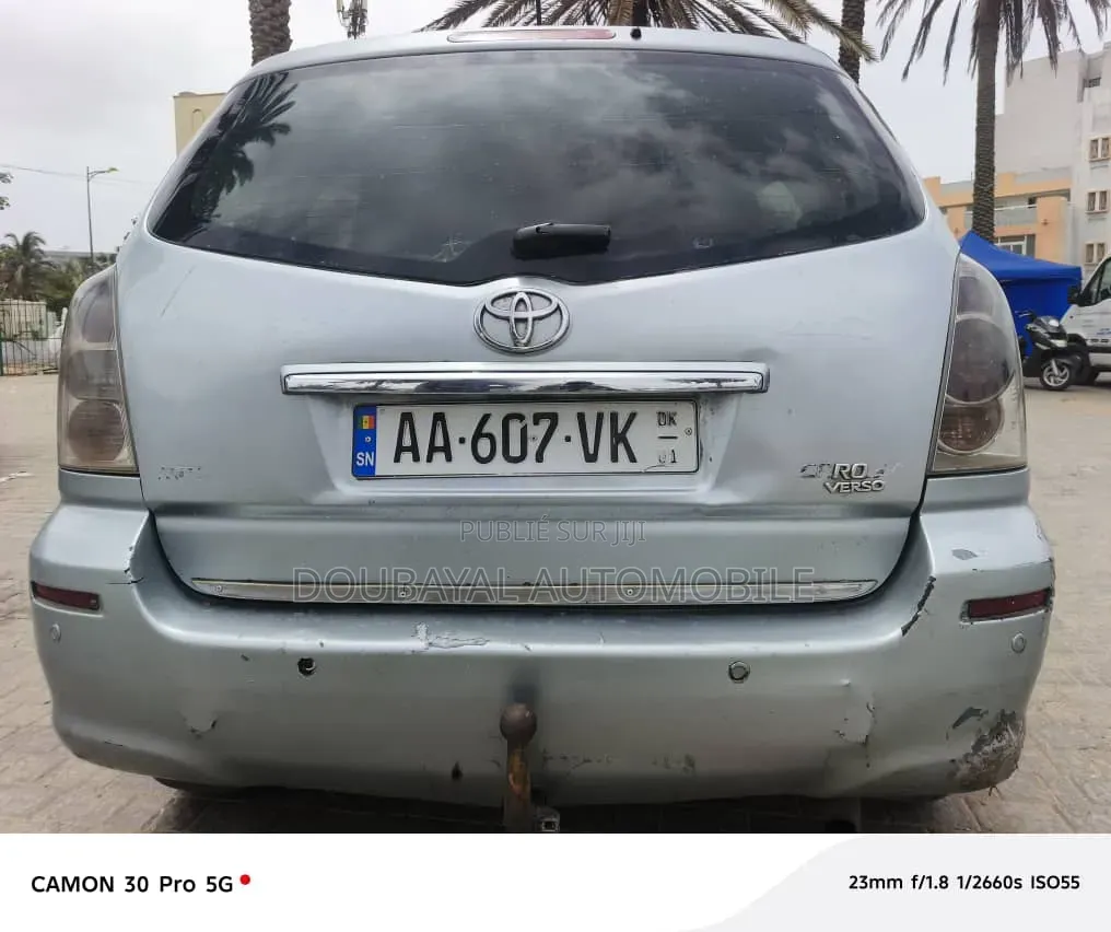 Toyota Verso 2009 Gris