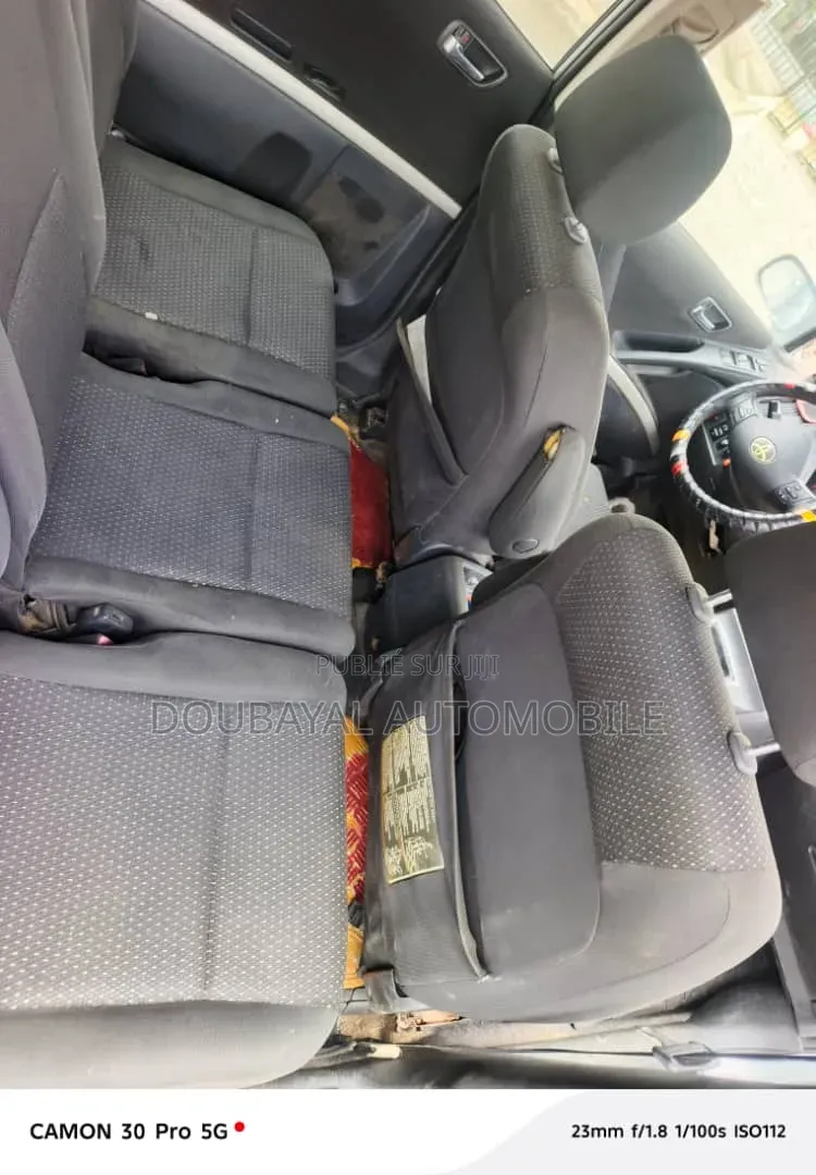 Toyota Verso 2009 Gris