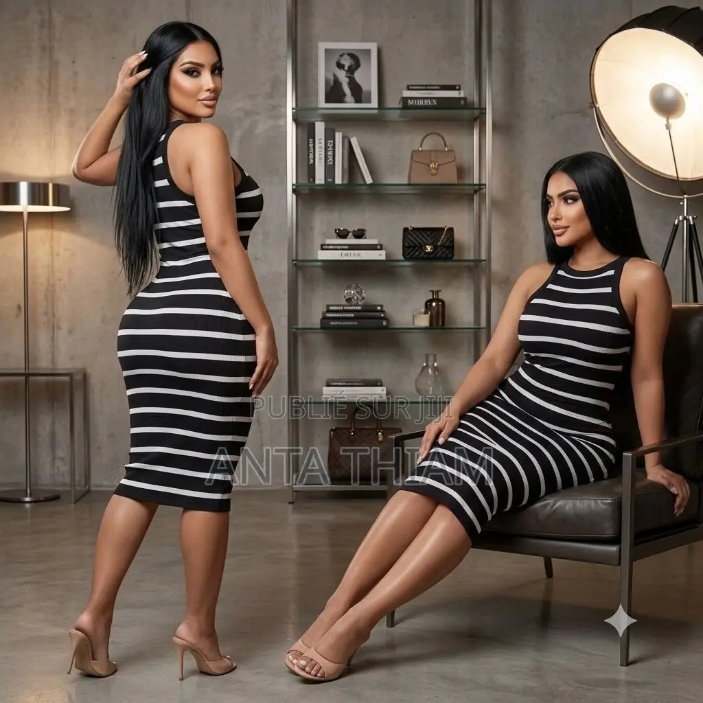 Robe Courte Disponible