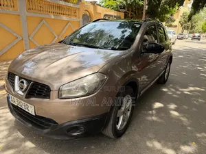 Nissan Qashqai 2014 Beige