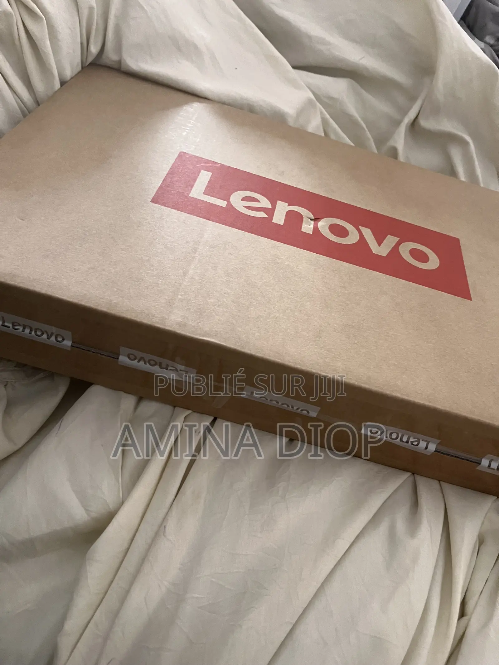 Nouveau Ordinateur portable Lenovo V15 G4 8GB AMD Ryzen 3 SSD 512GB