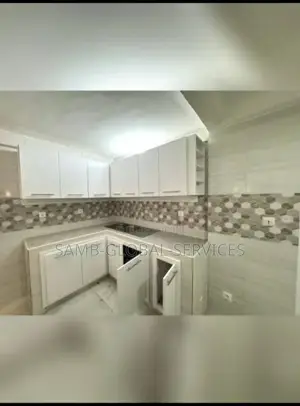 4chbre Villa dans Yoff à Louer