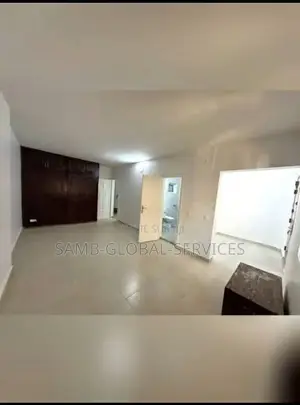 4chbre Villa dans Yoff à Louer