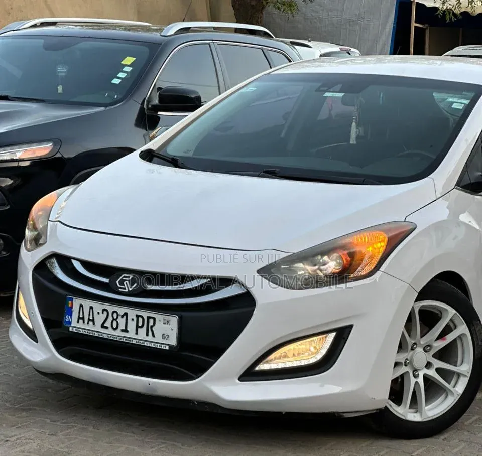 Hyundai i30 2015 Blanc