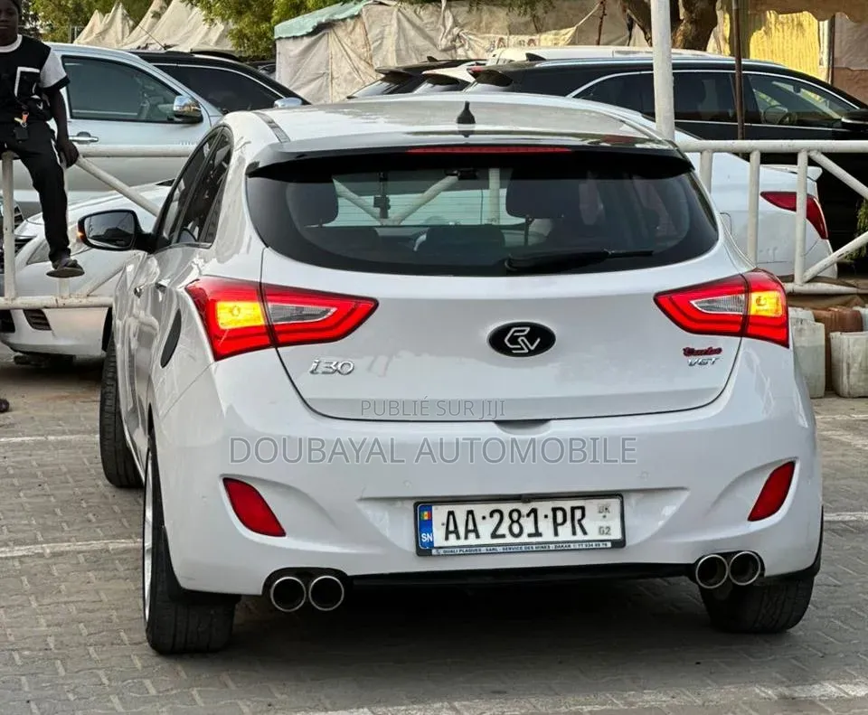 Hyundai i30 2015 Blanc