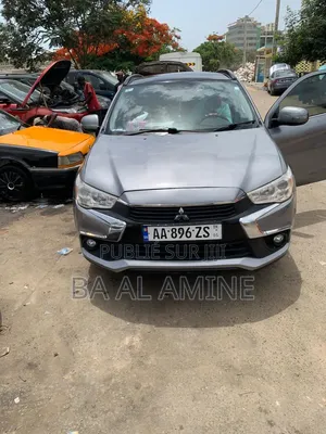 Mitsubishi RVR 2018 Gris
