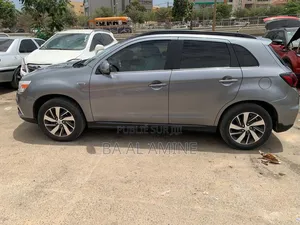 Mitsubishi RVR 2018 Gris
