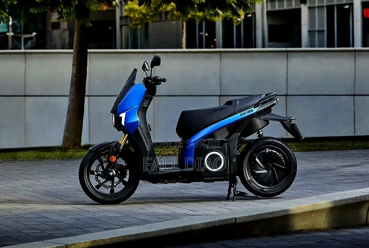 Nouveau Autre 2024 Bleu