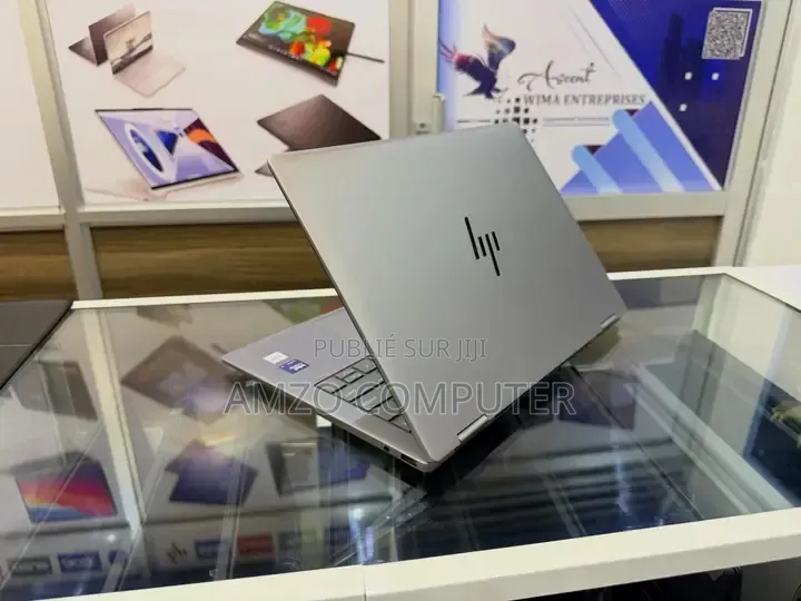 Ordinateur portable HP Envy 14 16GB Intel Core i7 SSD 1T