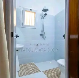 Meublé 2chbre Appartement dans Almadies à Louer
